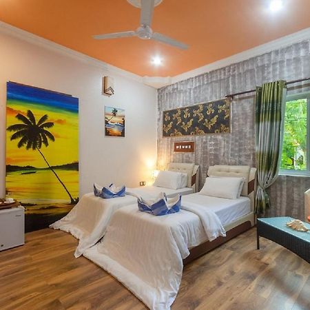 Coral Queen Villa, Ukulhas Esterno foto